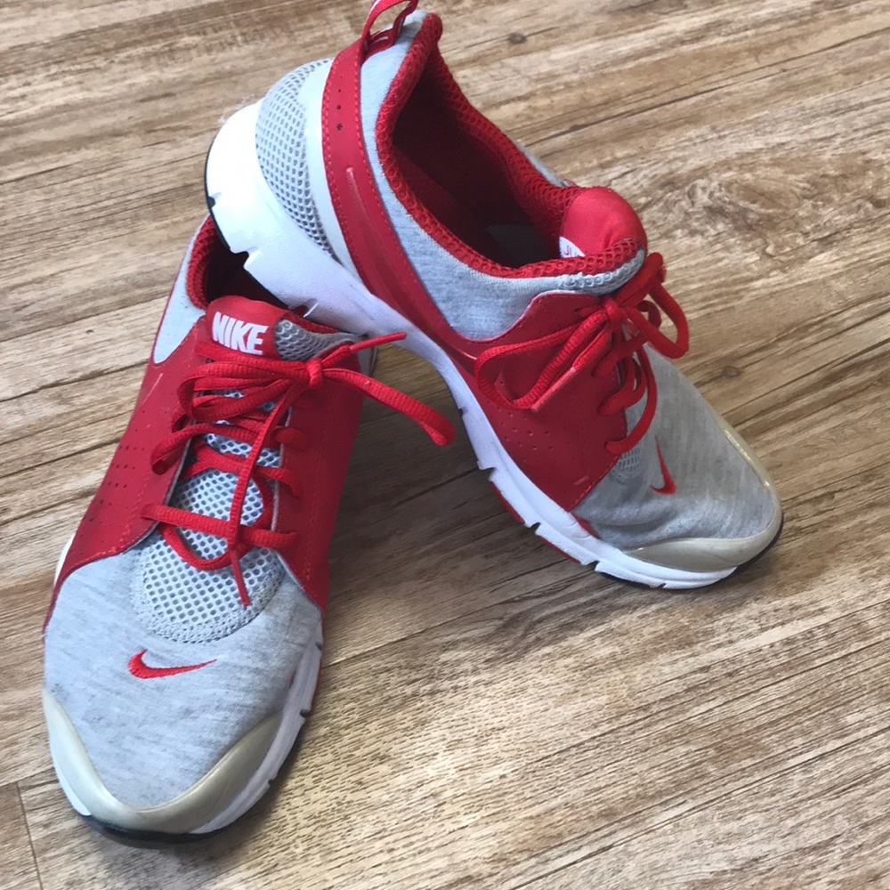 Used Red and Grey Nike Sneakers W 8.5